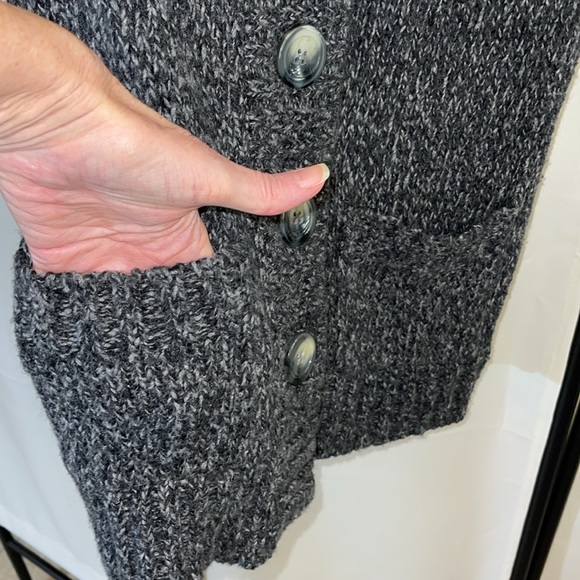 Eddie Bauer Cardigan Sweater Size XS - Picture 17 of 17